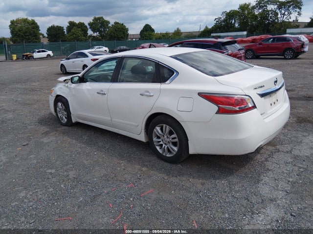 Nissan Altima 2.5 S 2015 1N4AL3AP8FC471626 Image 3