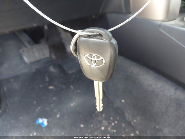 2015 Toyota Rav4 Le მანქანა იყიდება აუქციონზე, vin: JTMZFREV2FJ046690, აუქციონის ნომერი: 46051564