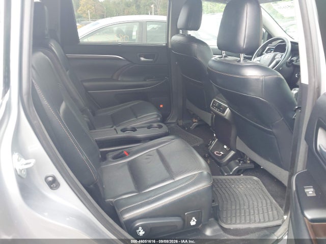 5TDDKRFH8GS298334 Toyota Highlander Limited V6