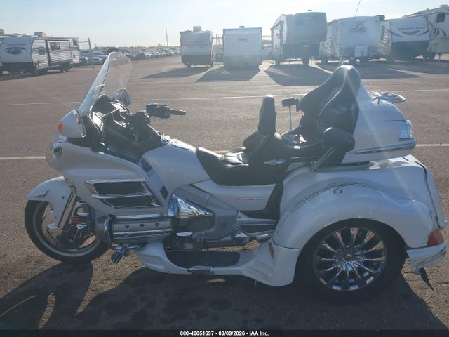 46051697 :رقم المزاد ، 1HFSC47F78A701504 vin ، 2008 Honda Gl1800 مزاد بيع