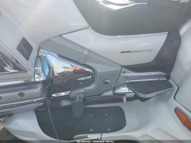 46051697 :رقم المزاد ، 1HFSC47F78A701504 vin ، 2008 Honda Gl1800 مزاد بيع