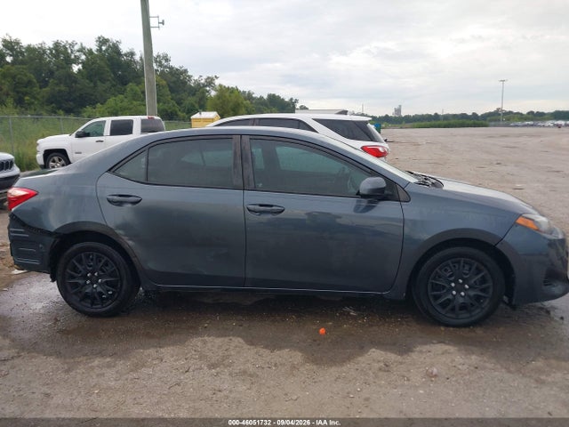 2017 Toyota Corolla Le მანქანა იყიდება აუქციონზე, vin: 2T1BURHE5HC878171, აუქციონის ნომერი: 46051732