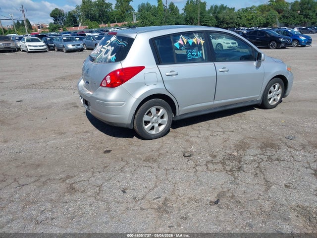 2009 Nissan Versa 1.8sl მანქანა იყიდება აუქციონზე, vin: 3N1BC13E79L354744, აუქციონის ნომერი: 46051737