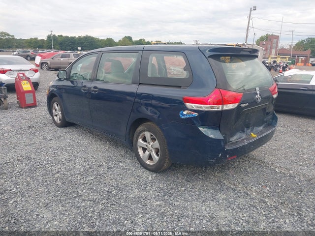 Aukcja sprzedaży 2011 Toyota Sienna, vin: 5TDKA3DC3BS007357, numer aukcji: 46051751