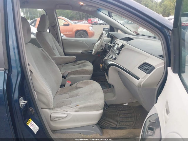 Aukcja sprzedaży 2011 Toyota Sienna, vin: 5TDKA3DC3BS007357, numer aukcji: 46051751