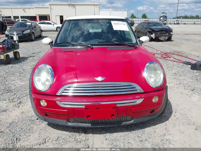46051758 :رقم المزاد ، WMWRC33484TJ62801 vin ، 2004 Mini Cooper مزاد بيع