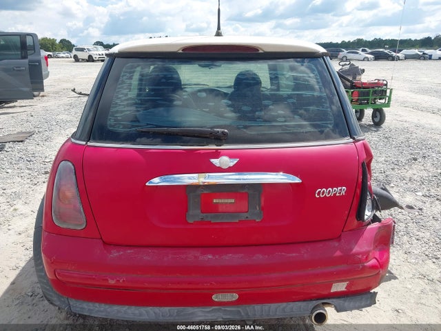 46051758 :رقم المزاد ، WMWRC33484TJ62801 vin ، 2004 Mini Cooper مزاد بيع