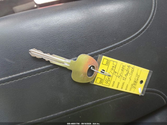Продажа на аукционе авто 2019 Hyundai Elantra Se, vin: 5NPD74LF5KH488615, номер лота: 46051795