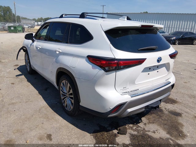 2023 Toyota Highlander Hybrid Platinum მანქანა იყიდება აუქციონზე, vin: 5TDFARAH7PS020432, აუქციონის ნომერი: 46051820