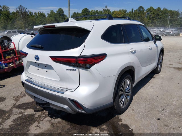 2023 Toyota Highlander Hybrid Platinum მანქანა იყიდება აუქციონზე, vin: 5TDFARAH7PS020432, აუქციონის ნომერი: 46051820
