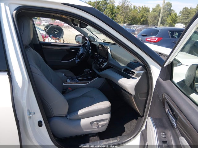 2023 Toyota Highlander Hybrid Platinum მანქანა იყიდება აუქციონზე, vin: 5TDFARAH7PS020432, აუქციონის ნომერი: 46051820