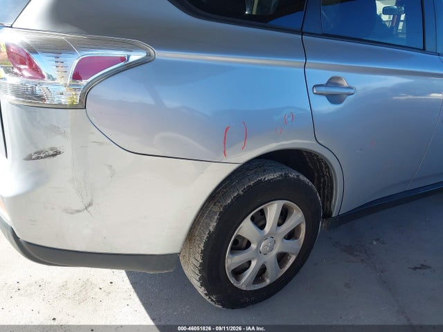 2014 Mitsubishi Outlander Es მანქანა იყიდება აუქციონზე, vin: JA4AD2A31EZ001362, აუქციონის ნომერი: 46051826