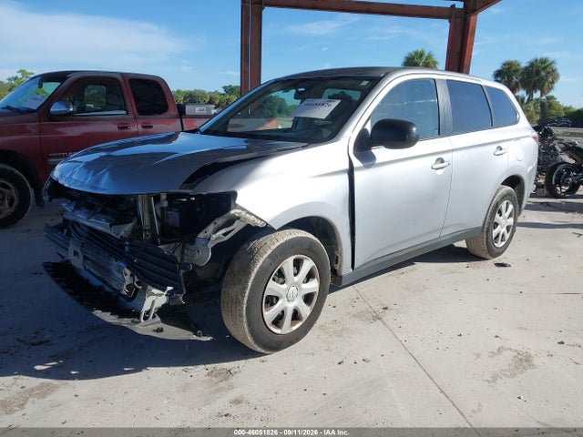 2014 Mitsubishi Outlander Es მანქანა იყიდება აუქციონზე, vin: JA4AD2A31EZ001362, აუქციონის ნომერი: 46051826