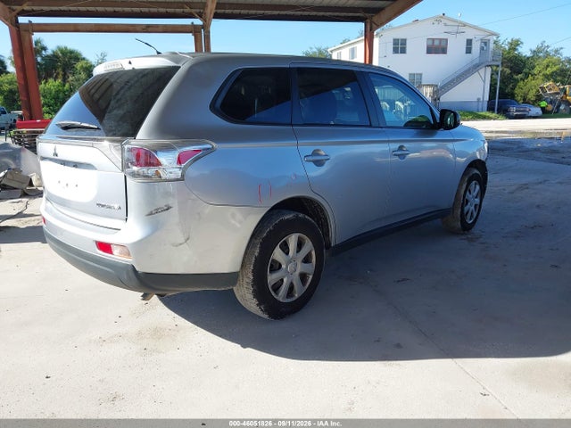 2014 Mitsubishi Outlander Es მანქანა იყიდება აუქციონზე, vin: JA4AD2A31EZ001362, აუქციონის ნომერი: 46051826