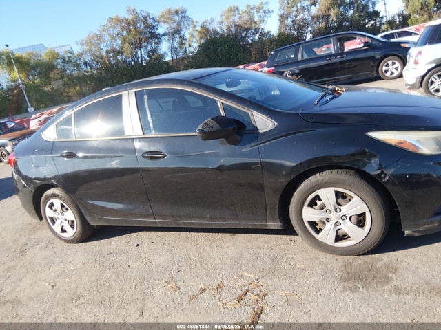 1G1BC5SM3J7132720 Chevrolet Cruze Ls Auto