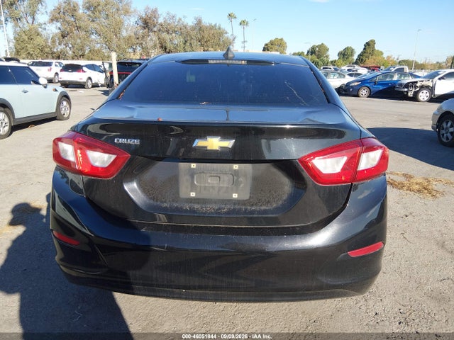 1G1BC5SM3J7132720 Chevrolet Cruze Ls Auto