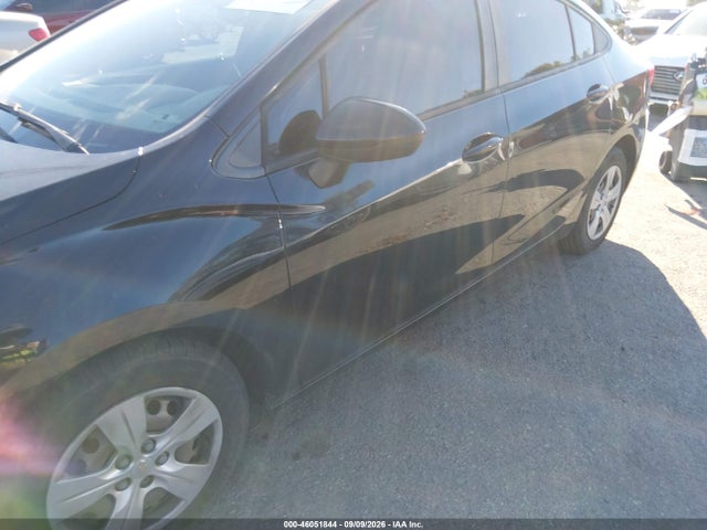 1G1BC5SM3J7132720 Chevrolet Cruze Ls Auto