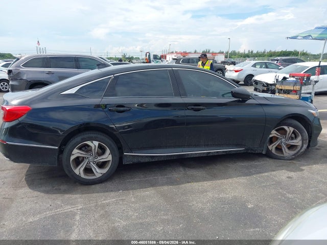 46051886 :رقم المزاد ، 1HGCV1F46JA241086 vin ، 2018 Honda Accord Ex مزاد بيع