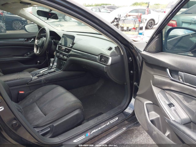 46051886 :رقم المزاد ، 1HGCV1F46JA241086 vin ، 2018 Honda Accord Ex مزاد بيع