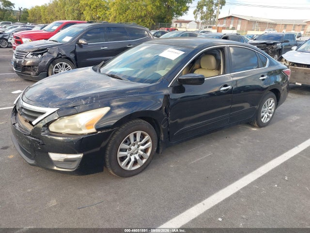 Nissan Altima 2.5 S 2014 1N4AL3AP8EC429374 Image 2