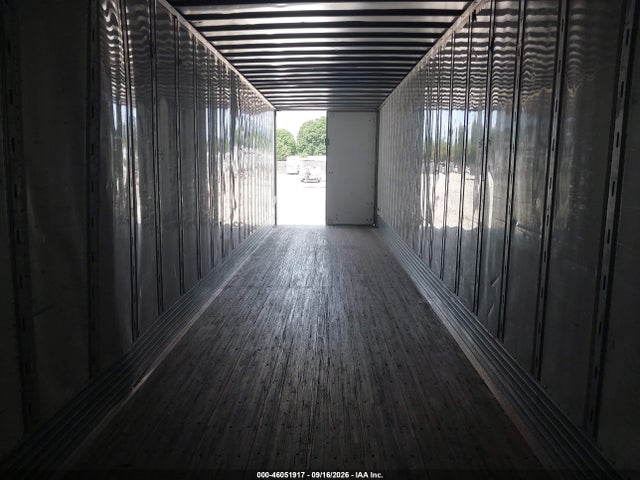 Продажа на аукционе авто 2018 Utility Trailer Mfg Unknown, vin: 1UYVS2531J3181903, номер лота: 46051917
