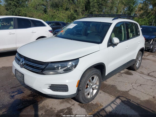 Продажа на аукционе авто 2016 Volkswagen Tiguan S, vin: WVGBV7AXXGW594243, номер лота: 46051927