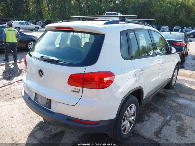 Продажа на аукционе авто 2016 Volkswagen Tiguan S, vin: WVGBV7AXXGW594243, номер лота: 46051927