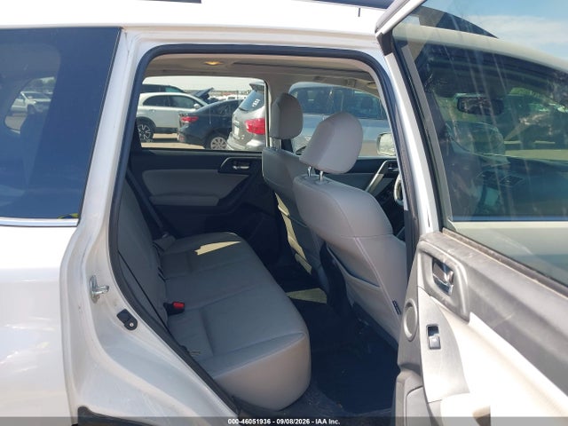 2016 Subaru Forester 2.5i Touring მანქანა იყიდება აუქციონზე, vin: JF2SJAXCXGH439361, აუქციონის ნომერი: 46051936