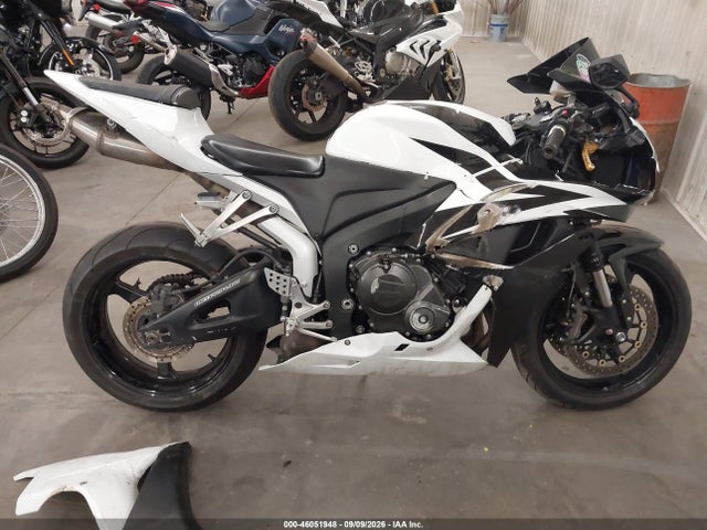 Продажа на аукционе авто 2007 Honda Cbr600 Rr, vin: JH2PC40057M009509, номер лота: 46051948