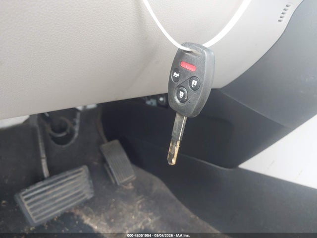 46051954 :رقم المزاد ، 5FNYF4H58CB047162 vin ، 2012 Honda Pilot Ex-l مزاد بيع