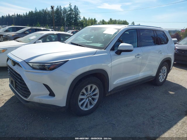 2025 Toyota Grand Highlander Xle მანქანა იყიდება აუქციონზე, vin: 5TDAAAA57SS024765, აუქციონის ნომერი: 46051961