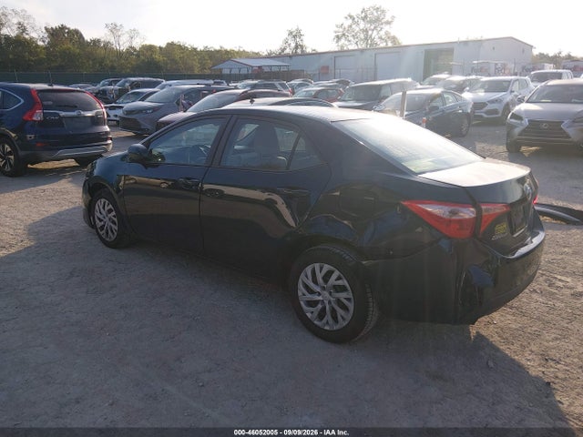 46052005 :رقم المزاد ، 2T1BURHE6HC897523 vin ، 2017 Toyota Corolla Le مزاد بيع