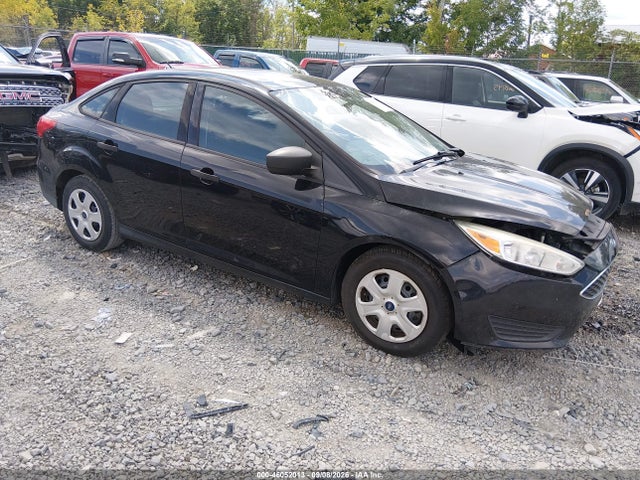 46052013 :رقم المزاد ، 1FADP3E26HL243899 vin ، 2017 Ford Focus S مزاد بيع