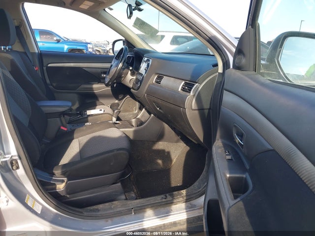 2014 Mitsubishi Outlander Se მანქანა იყიდება აუქციონზე, vin: JA4AZ3A35EZ014574, აუქციონის ნომერი: 46052036