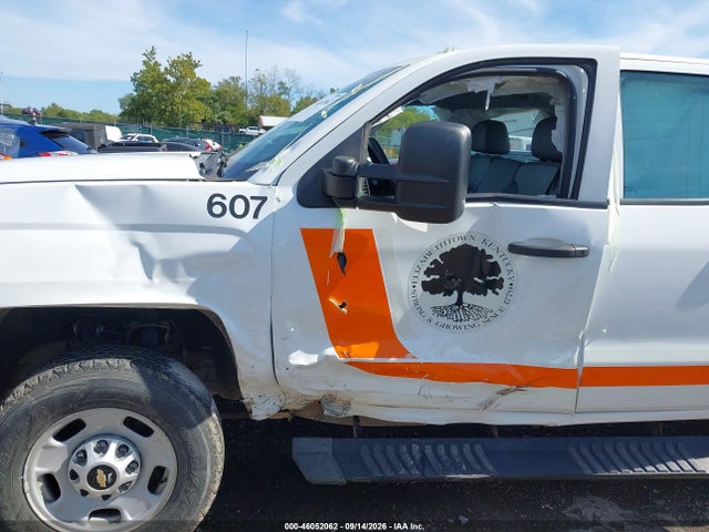 Продаж на аукціоні авто 2018 Chevrolet Silverado 2500hd Wt, vin: 1GC2KUEGXJZ146628, номер лоту: 46052062