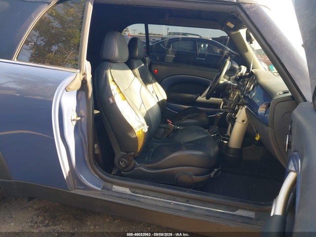 46052063 :رقم المزاد ، WMWRF33425TG10381 vin ، 2005 Mini Cooper مزاد بيع