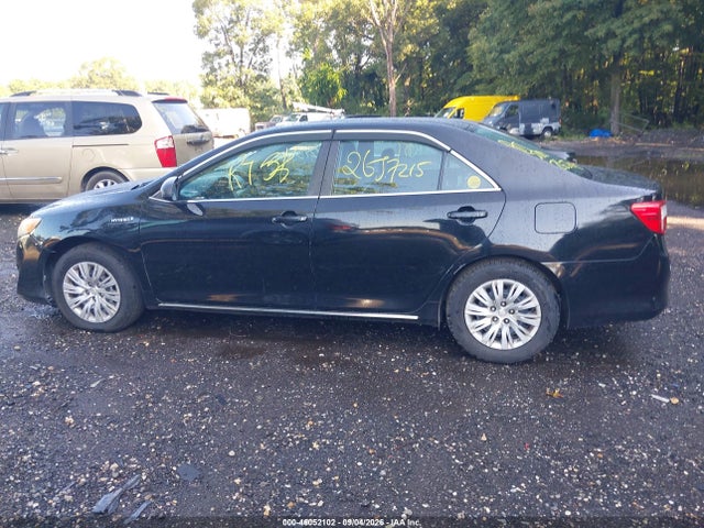 2014 Toyota Camry Hybrid Le მანქანა იყიდება აუქციონზე, vin: 4T1BD1FKXEU104633, აუქციონის ნომერი: 46052102