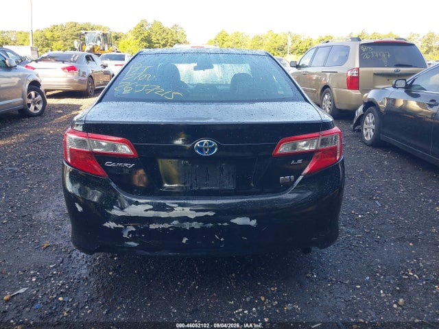 2014 Toyota Camry Hybrid Le მანქანა იყიდება აუქციონზე, vin: 4T1BD1FKXEU104633, აუქციონის ნომერი: 46052102