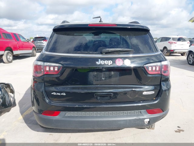 46052125 :رقم المزاد ، 3C4NJDBB6HT640849 vin ، 2017 Jeep New Compass Latitude 4x4 مزاد بيع