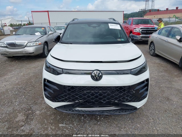 2025 Volkswagen Tiguan 2.0t Se R-line Black მანქანა იყიდება აუქციონზე, vin: 3VVGR7RM2SM013000, აუქციონის ნომერი: 46052167