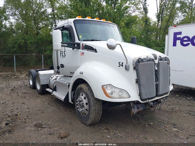 Продаж на аукціоні авто 2015 Kenworth Construction T680, vin: 1XKYD48X7FJ430504, номер лоту: 46052173