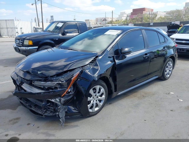 Toyota COROLLA LE 2021 5YFEPMAEXMP208711 Image 2