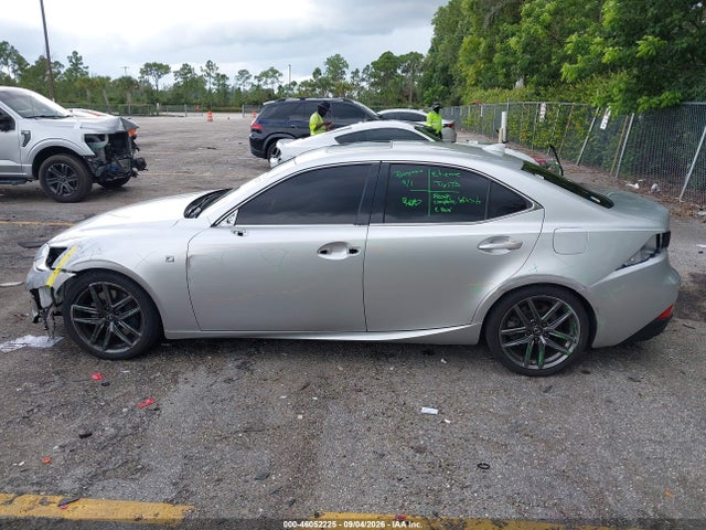 46052225 :رقم المزاد ، JTHGA1D28L5104075 vin ، 2020 Lexus Is 300 مزاد بيع