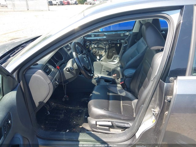 Продажа на аукционе авто 2017 Volkswagen Jetta 1.4t Se, vin: 3VWDB7AJXHM404621, номер лота: 46052251
