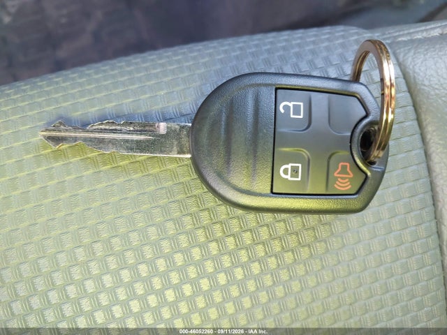 46052260 :رقم المزاد ، 1FT8W4DT8FEB26079 vin ، 2015 Ford F-450 Xl مزاد بيع