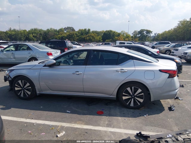 2022 Nissan Altima Sv Fwd მანქანა იყიდება აუქციონზე, vin: 1N4BL4DV5NN353704, აუქციონის ნომერი: 46052333