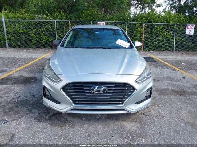 2018 Hyundai Sonata Se მანქანა იყიდება აუქციონზე, vin: 5NPE24AF6JH713936, აუქციონის ნომერი: 46052352