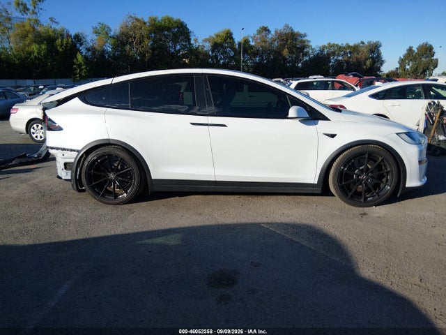 Продажа на аукционе авто 2022 Tesla Model X Dual Motor All-wheel Drive, vin: 7SAXCAE53NF344823, номер лота: 46052358