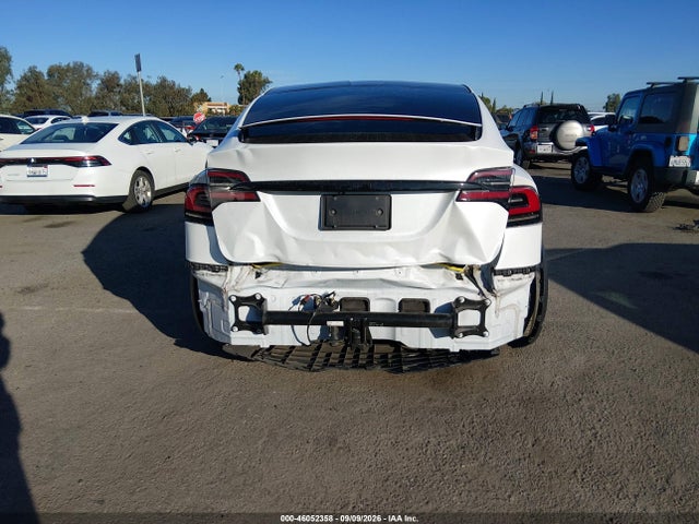 Продажа на аукционе авто 2022 Tesla Model X Dual Motor All-wheel Drive, vin: 7SAXCAE53NF344823, номер лота: 46052358