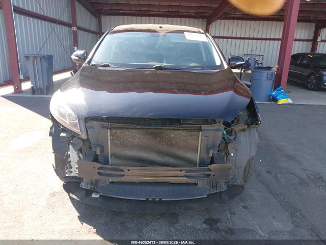 5XYPG4A5XKG489063 KIA Sorento 3.3l Lx